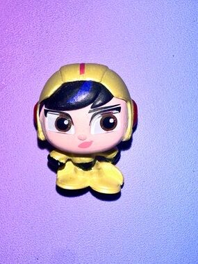 gogo tomago (big hero 6) — disney doorables: series 8
